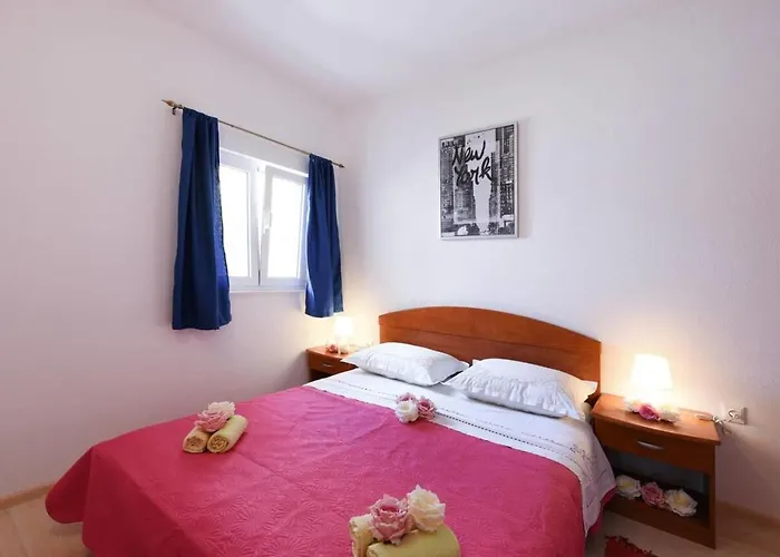 Sea Star Ivana * Marina